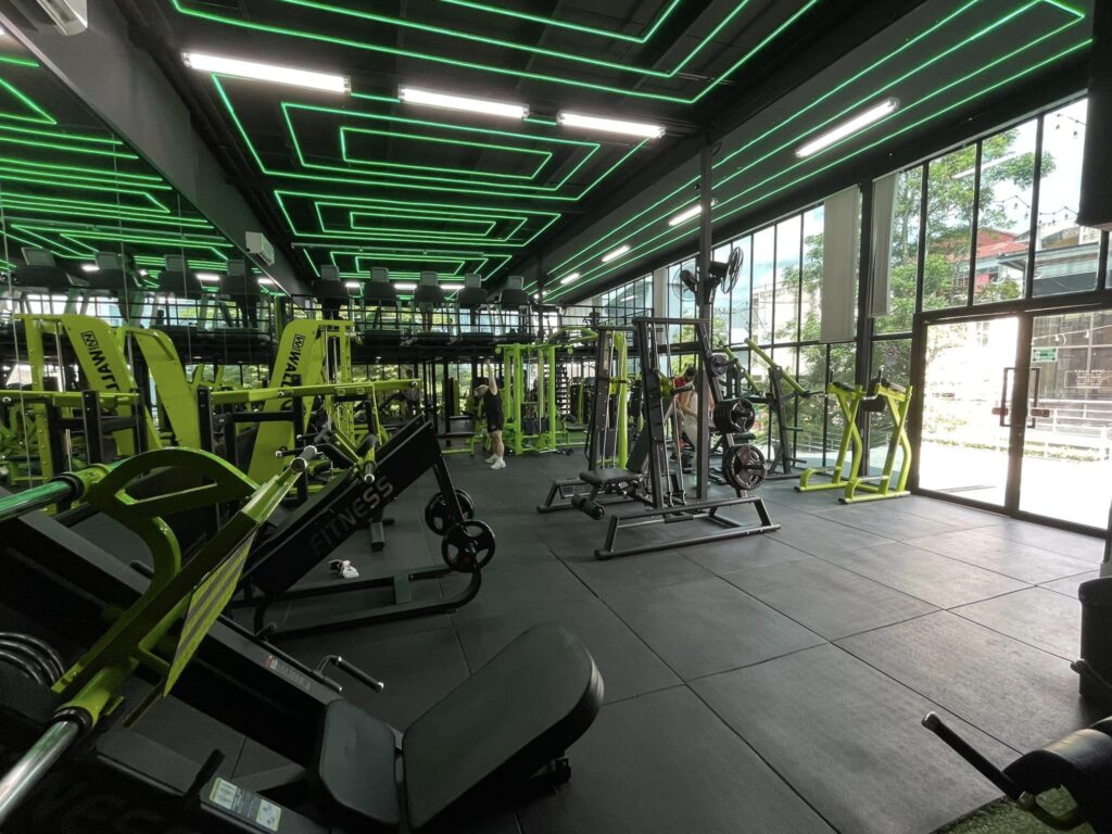 Picture of the GYM floor at the Wall Fitness